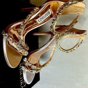 BADGLEY MISCHKA RHINESTONE SANDLE HEELS.. Absolutely Gorgeous!!